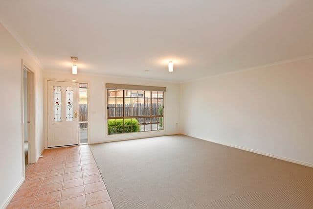 93 Rathcown Road, RESERVOIR VIC 3073, Reservoir - Thumbnail 4