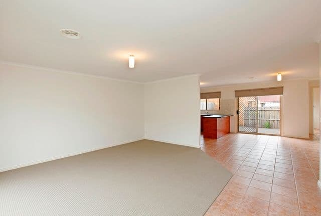 93 Rathcown Road, RESERVOIR VIC 3073, Reservoir - Thumbnail 5