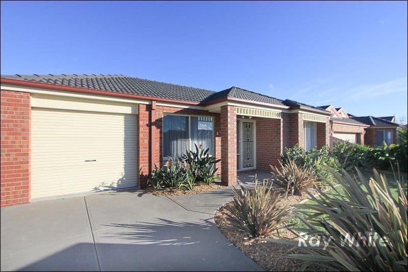 9 Creekbank Views, PAKENHAM VIC 3810, Pakenham - Image 1