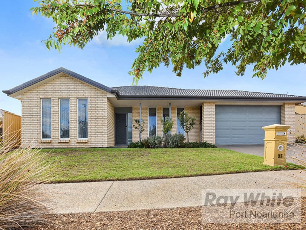 37 Basin Street, Aldinga Beach SA 5173, Aldinga Beach - Thumbnail 3