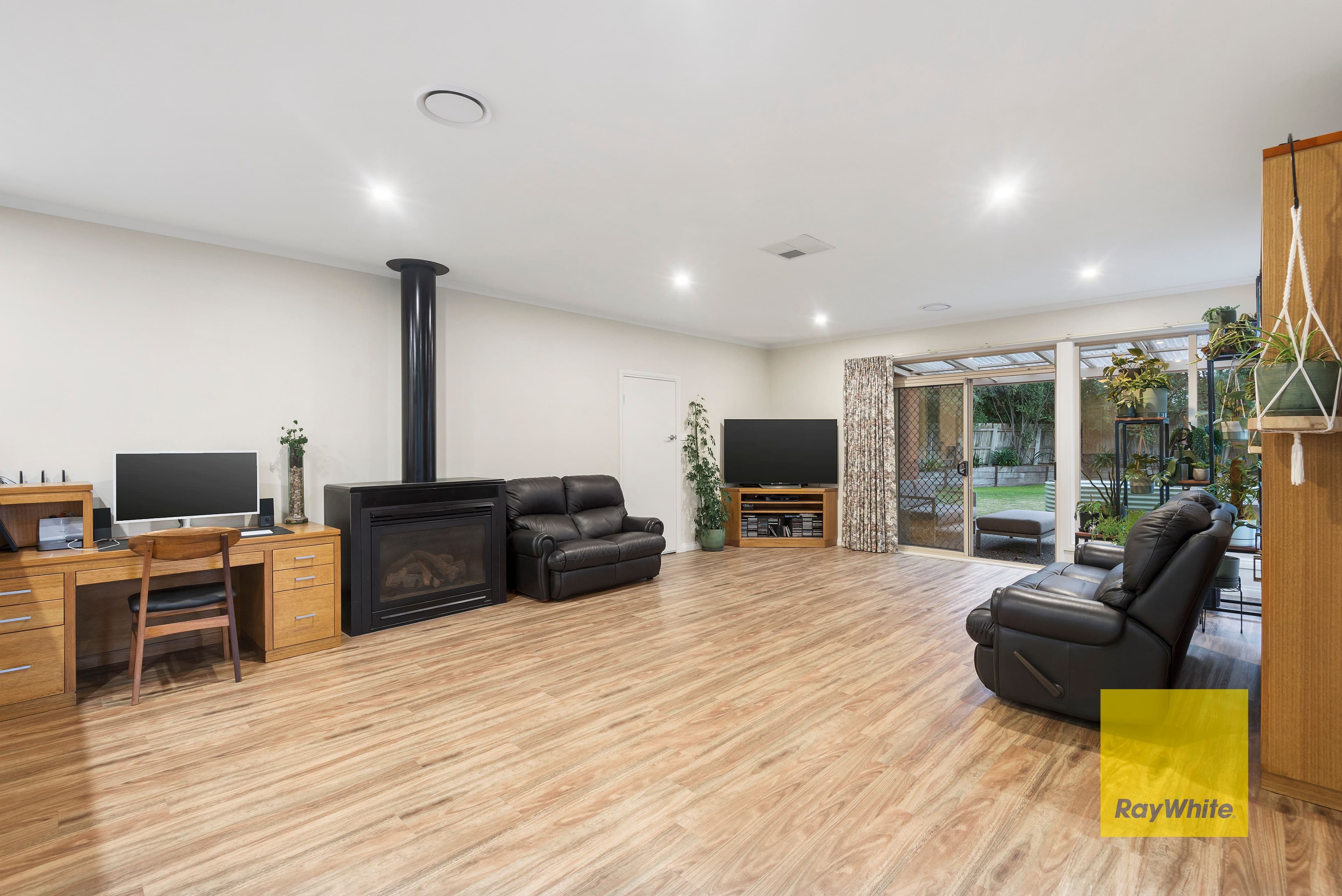 9 Frayne Court, Highton VIC 3216, Highton - Thumbnail 4