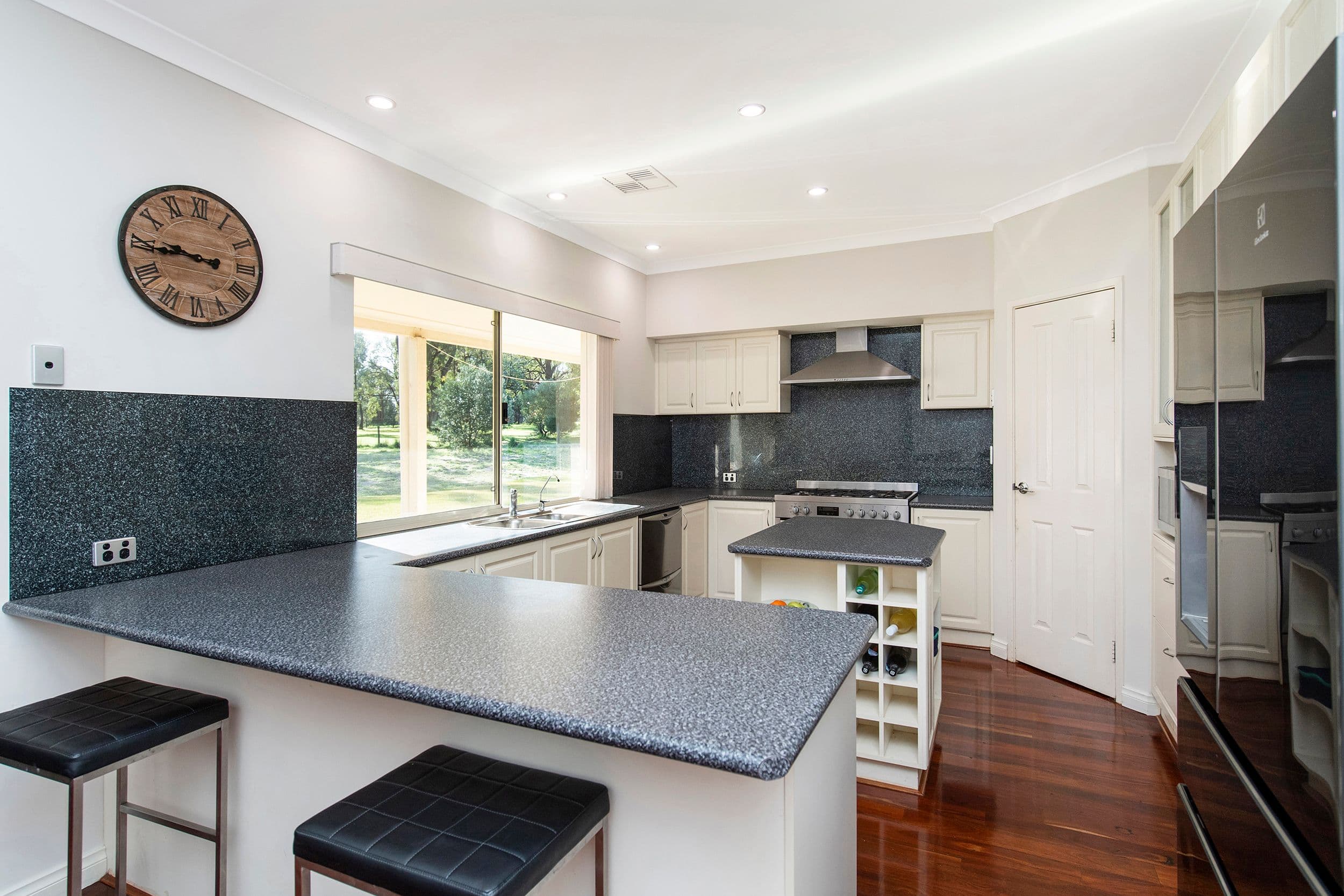 494 Amarillo Drive, Karnup WA 6176, Karnup - Thumbnail 8