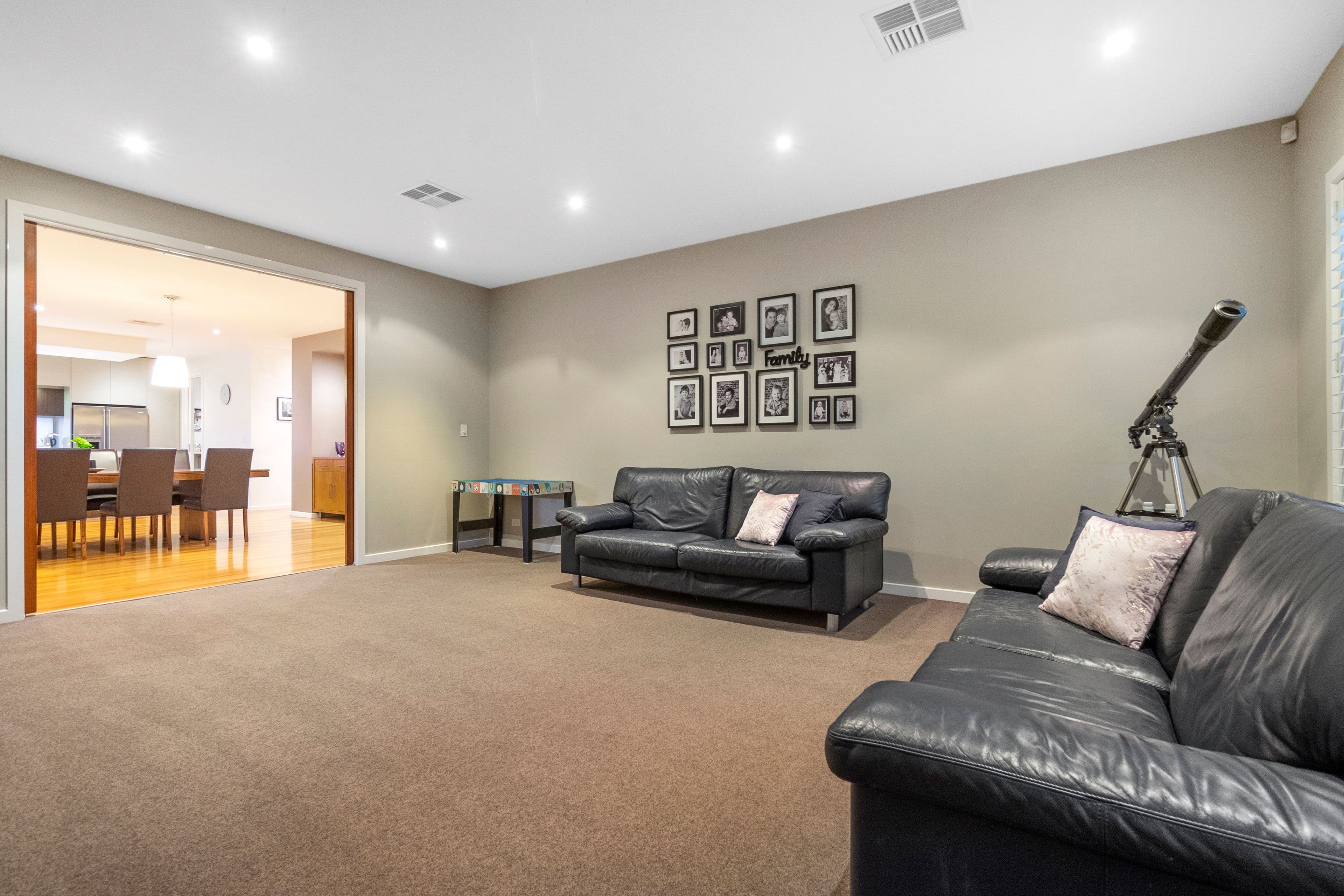 12 Pennar Way, Werribee VIC 3030, Werribee - Thumbnail 8