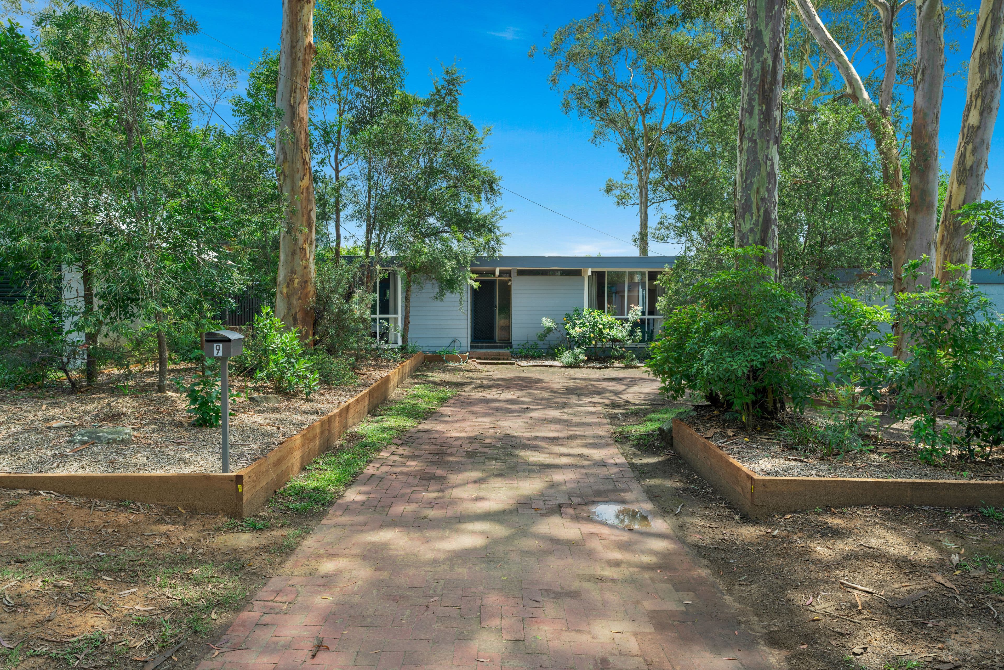 9 Chittick Avenue, North Nowra NSW 2541, North Nowra - Thumbnail 2