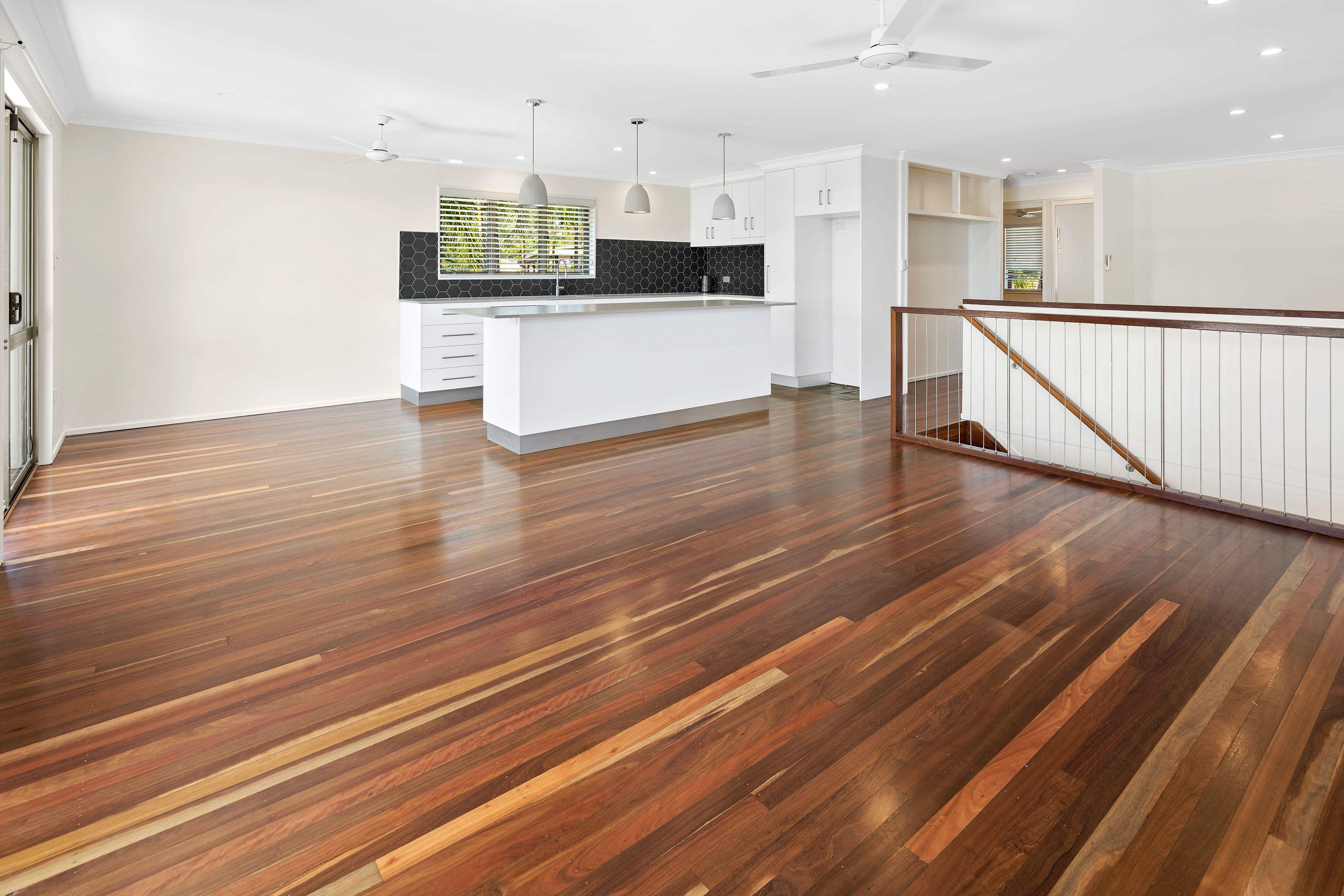 11 Palm Drive, Cannonvale QLD 4802, Cannonvale - Thumbnail 2