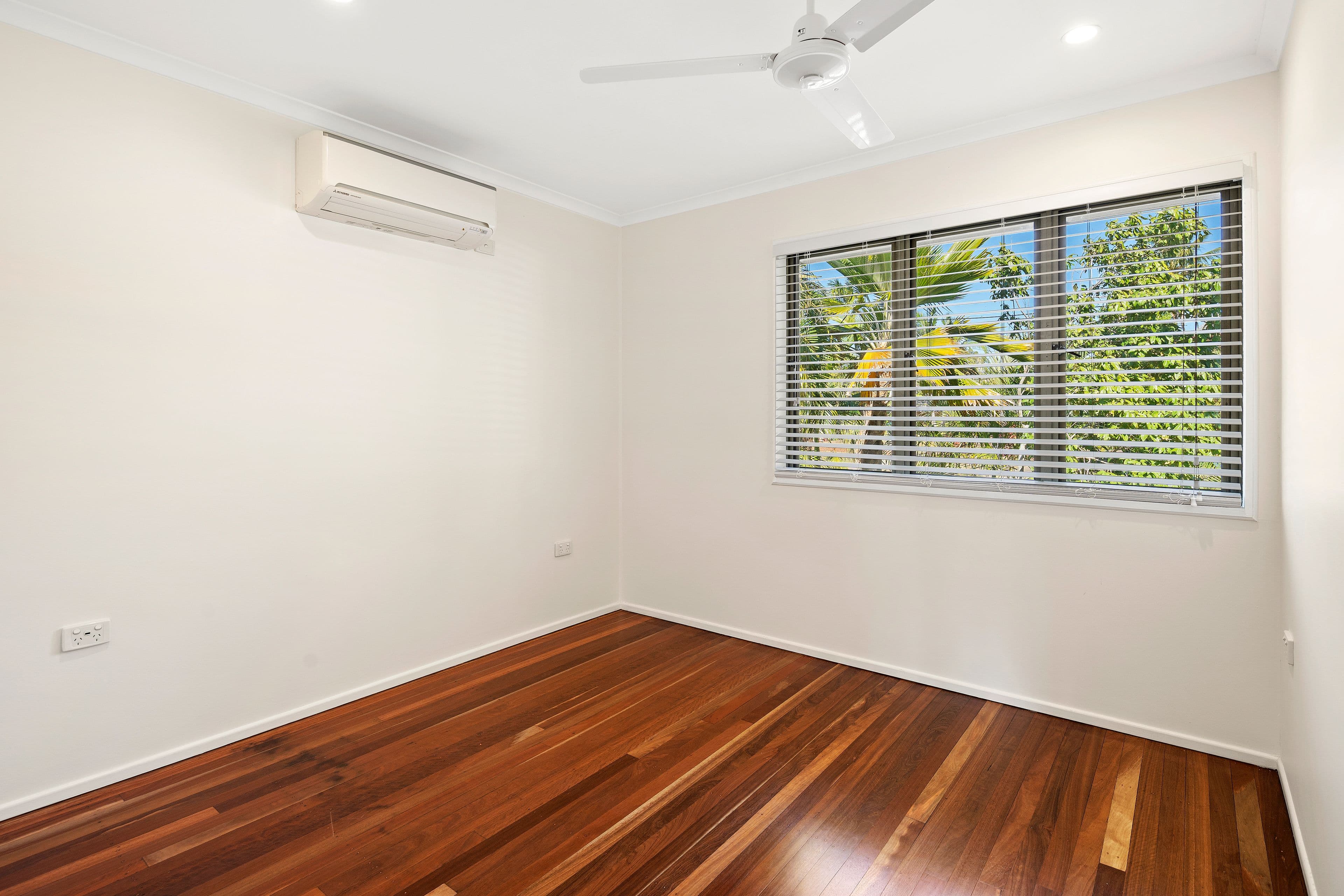 11 Palm Drive, Cannonvale QLD 4802, Cannonvale - Thumbnail 6
