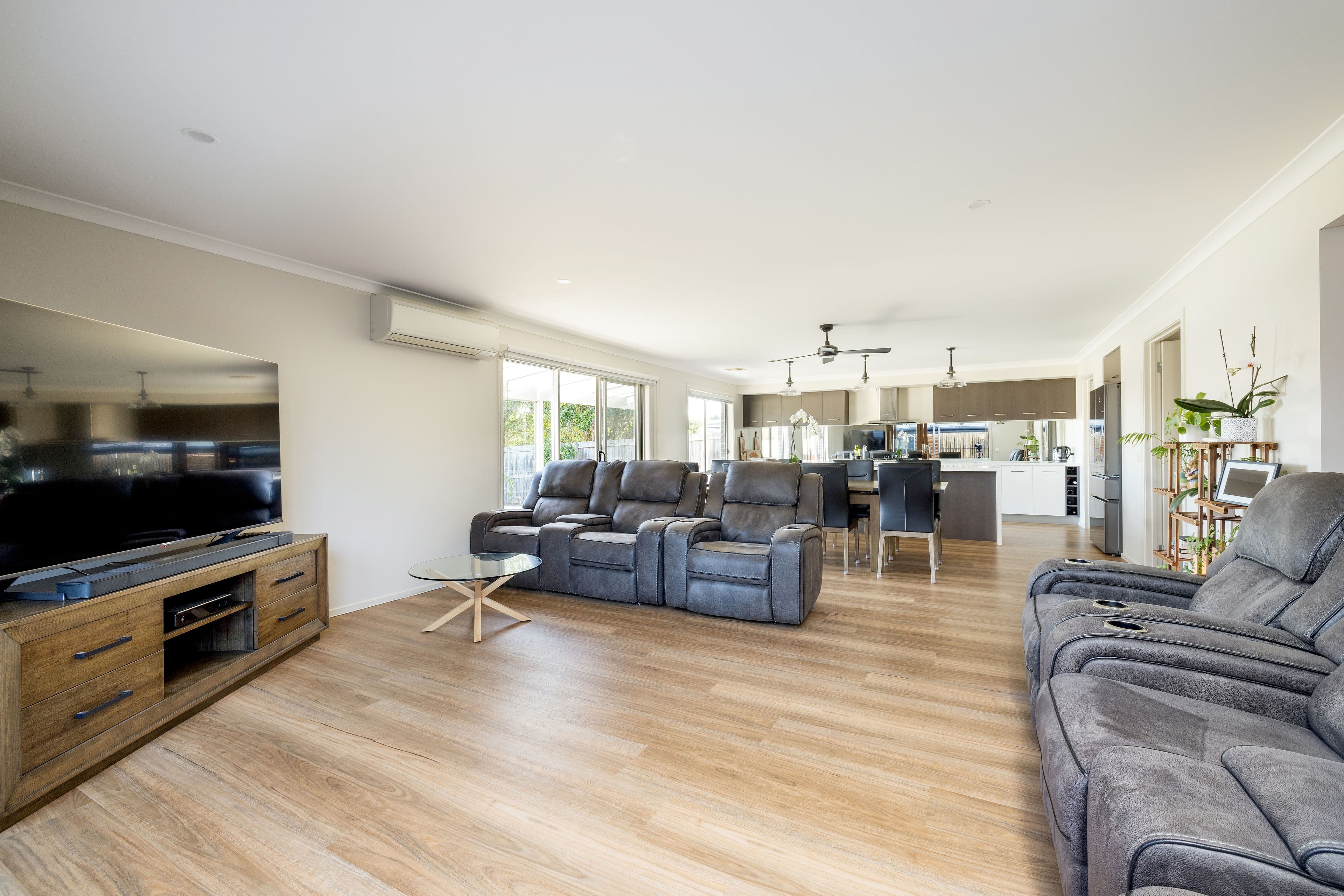 16 Huntingfield Drive, Warrnambool VIC 3280, Warrnambool - Thumbnail 7