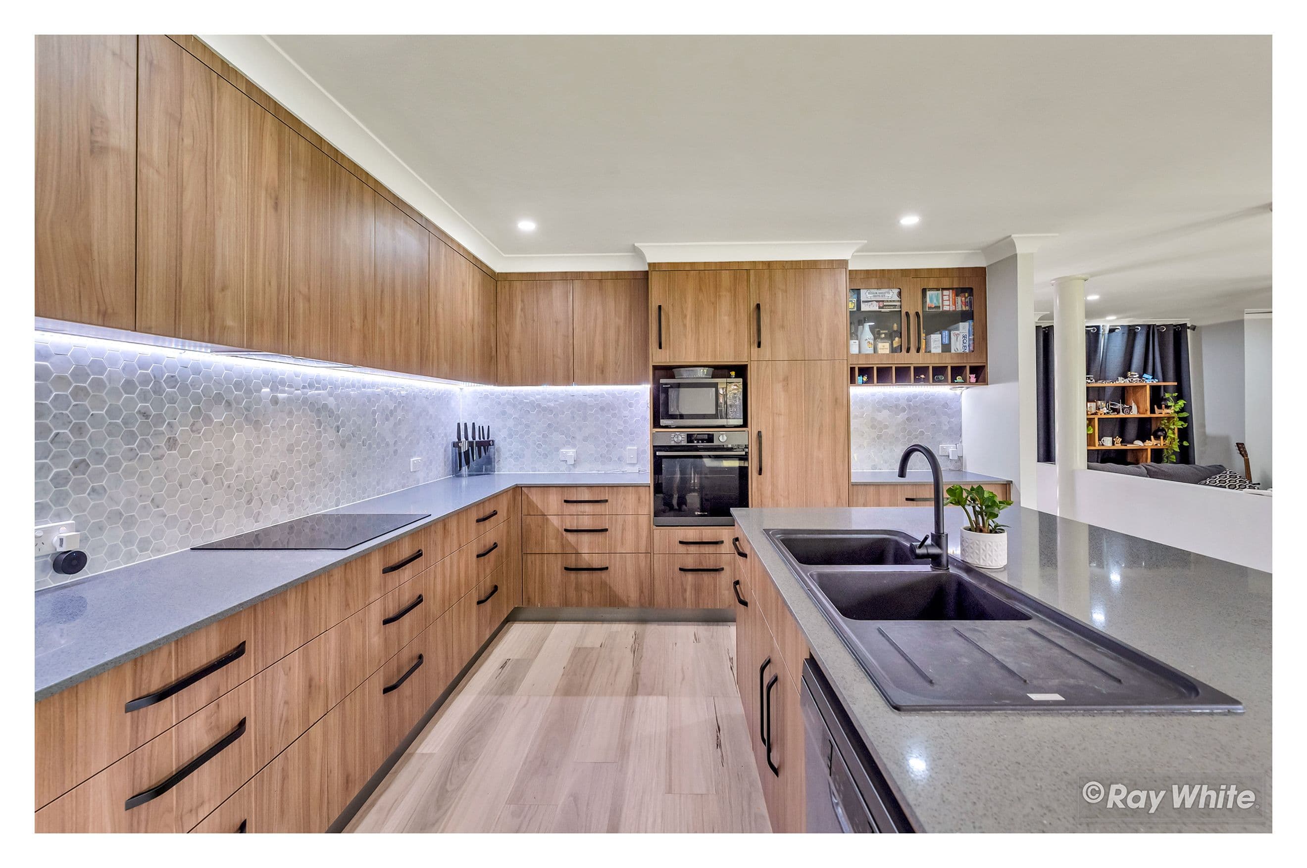 15 Danker Court, Norman Gardens QLD 4701, Norman Gardens - Thumbnail 3