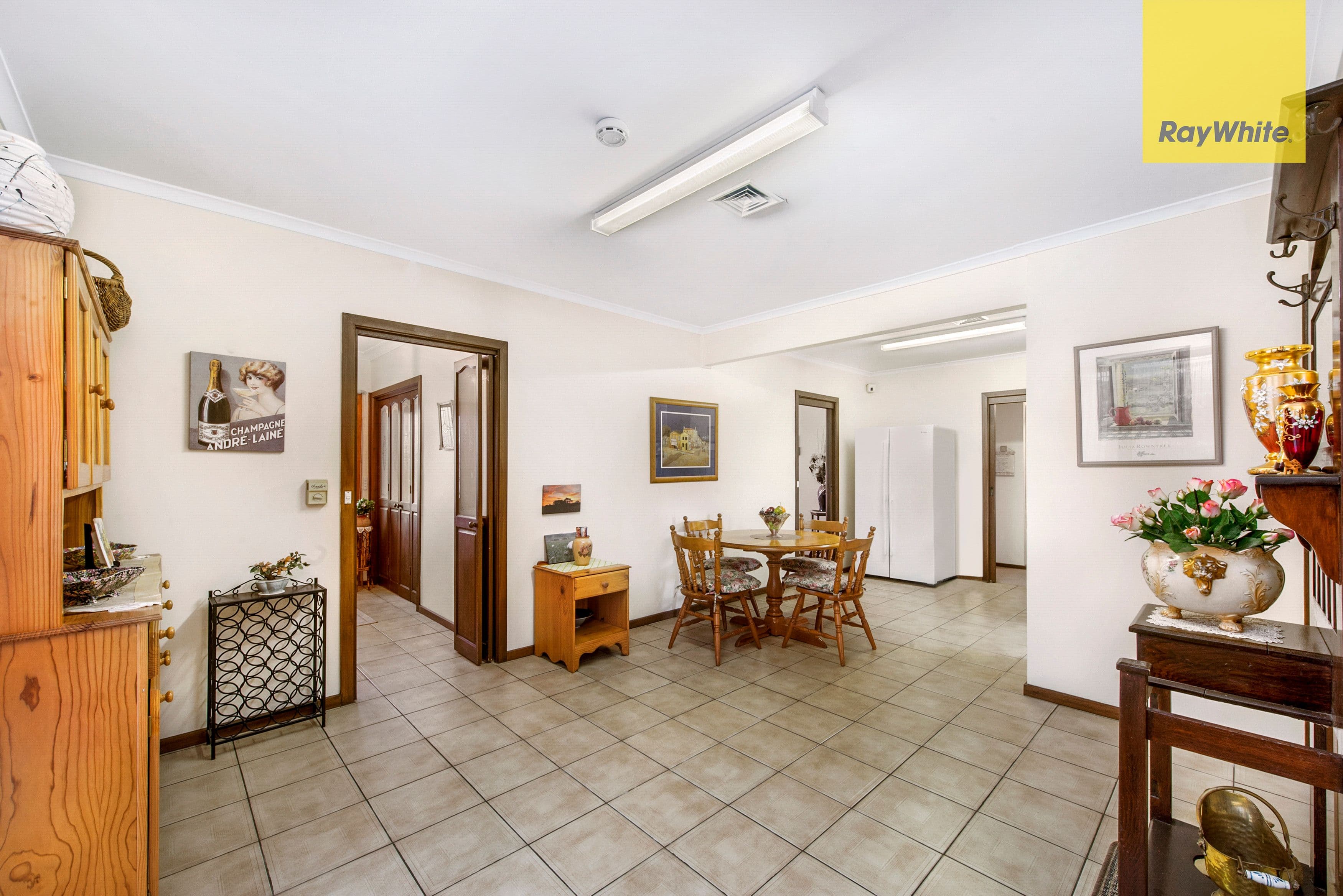 6 Wanaka Drive, Taylors Lakes VIC 3038, Taylors Lakes - Thumbnail 6