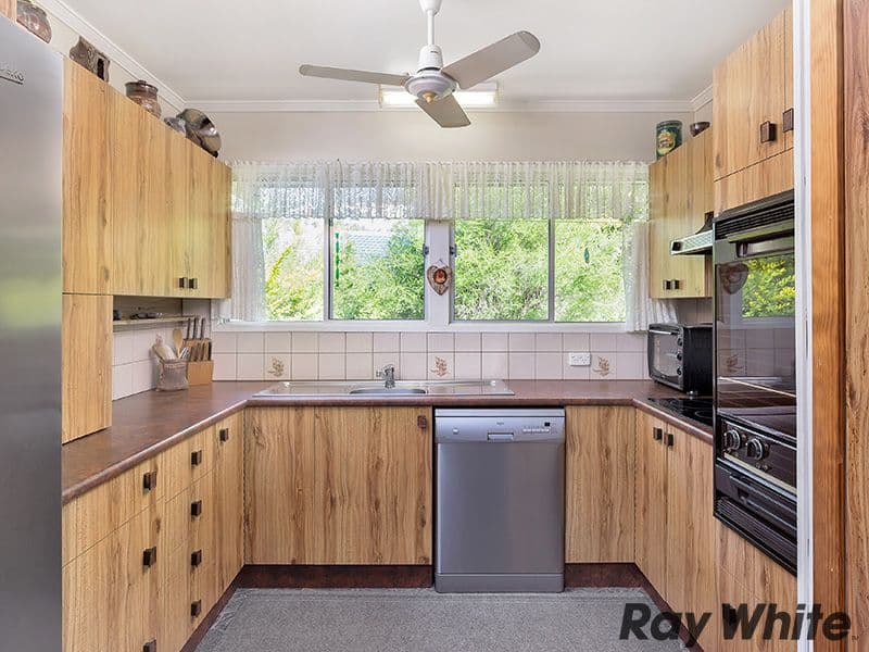 77 McGahan Street, Carina Heights QLD 4152, Carina Heights - Thumbnail 2