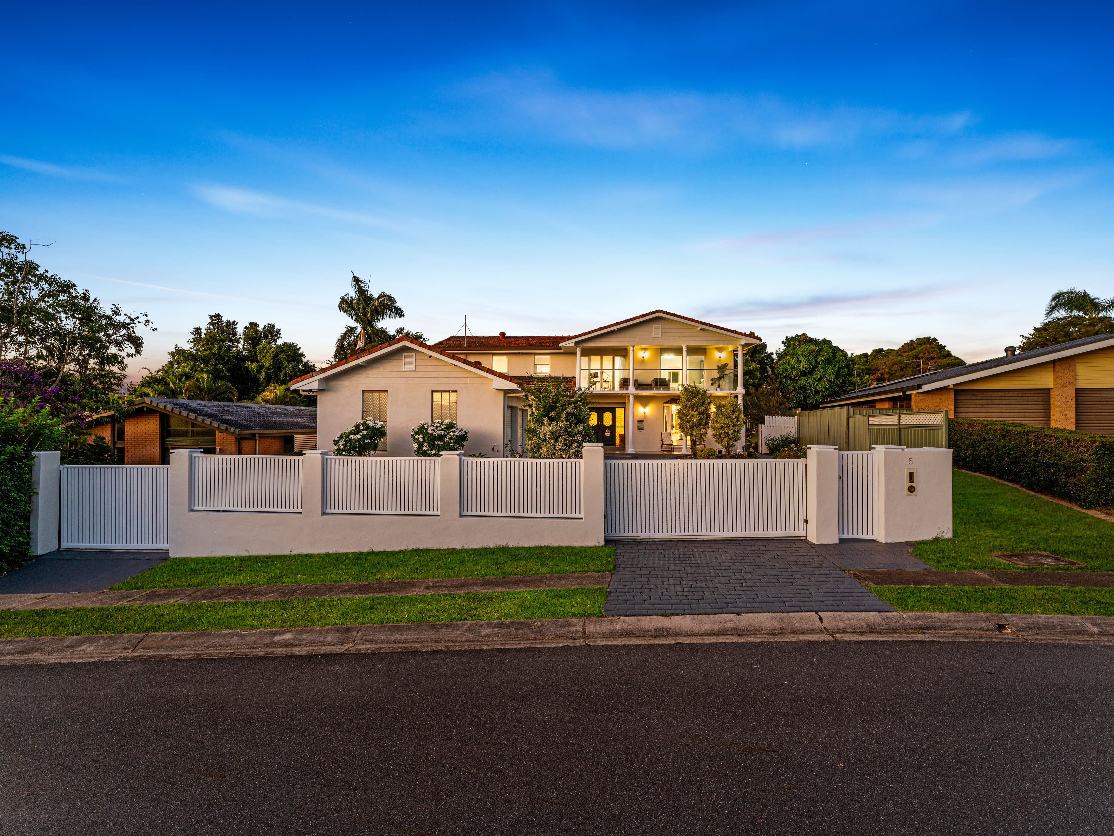 5 Brooklands Street, Eight Mile Plains QLD 4113, Eight Mile Plains - Image 1