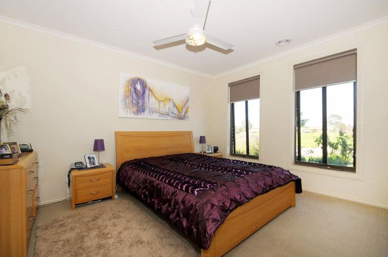 34 Jacaranda Drive, CARRUM DOWNS VIC 3201, Carrum Downs - Thumbnail 5