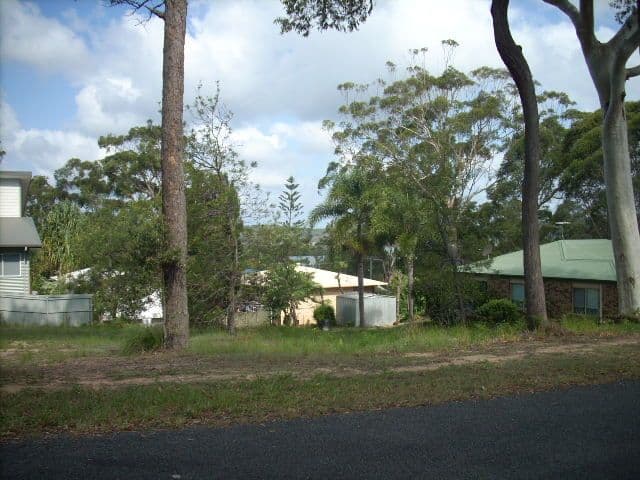 33 Trimaran Street, Russell Island QLD 4184, Russell Island - Thumbnail 2