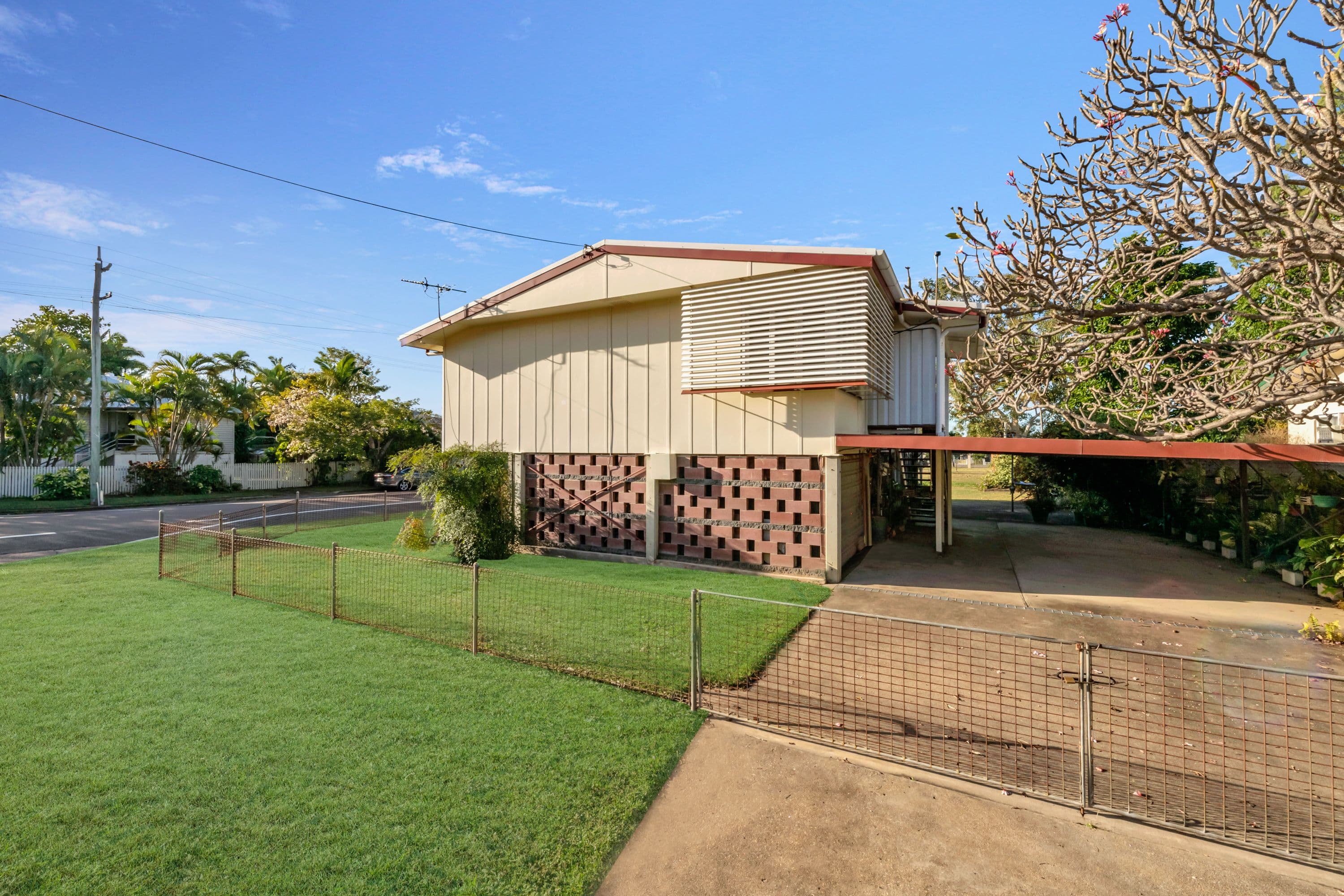 8 Hynch Street, Wulguru QLD 4811, Wulguru - Thumbnail 2