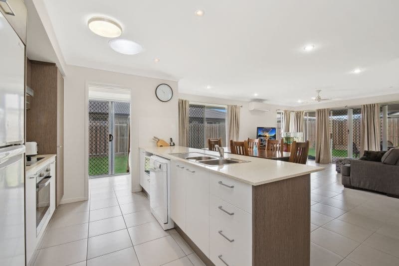 16 Fodora Place, BURPENGARY EAST QLD 4505, Burpengary East - Thumbnail 2