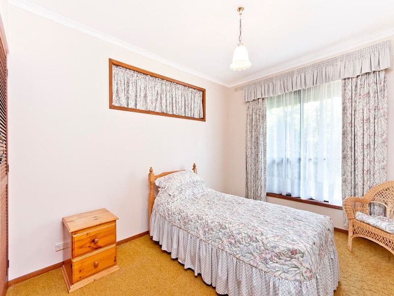 4 Wallace Avenue, Warrnambool VIC 3280, Warrnambool - Thumbnail 7