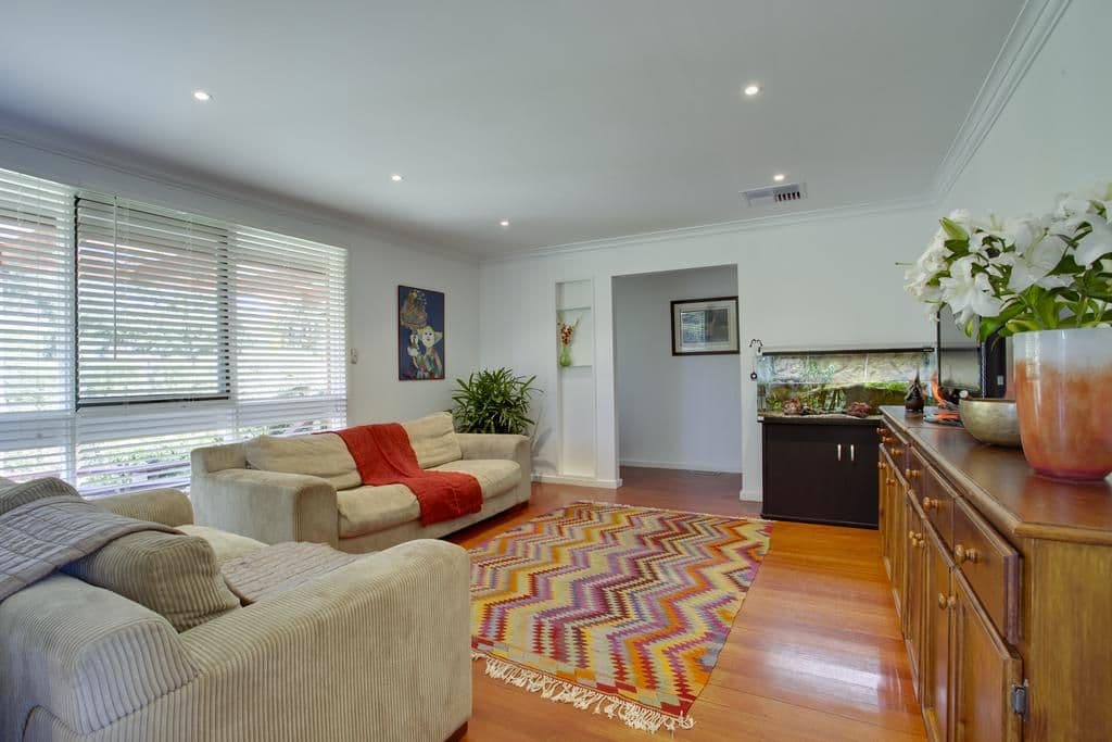 52a Dixon Court, BORONIA VIC 3155, Boronia - Thumbnail 2