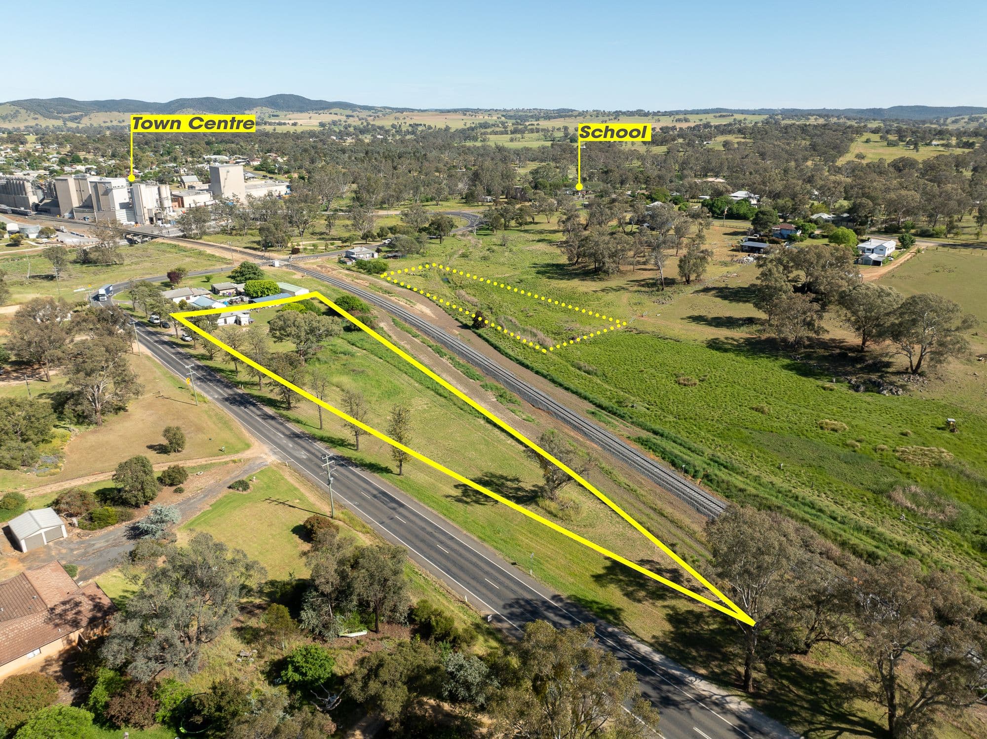 19 Orange Road, Manildra NSW 2865, Manildra - Thumbnail 2