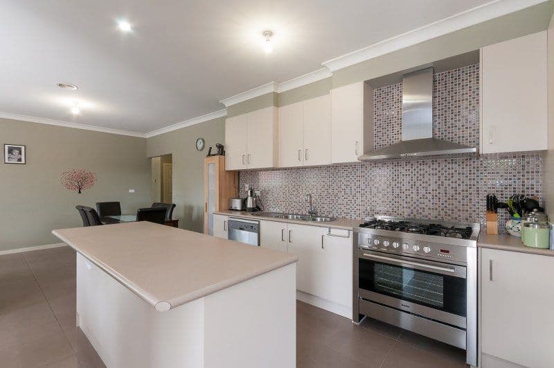 1 Currumbin Link, CRAIGIEBURN VIC 3064, Craigieburn - Thumbnail 2