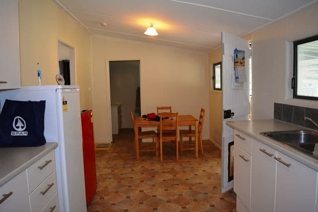 5 Acacia Street, Blackall QLD 4472, Blackall - Thumbnail 3