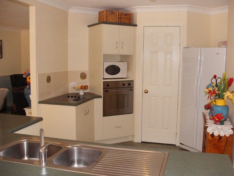 9 Gable Street, KOONGAL QLD 4701, Koongal - Thumbnail 2
