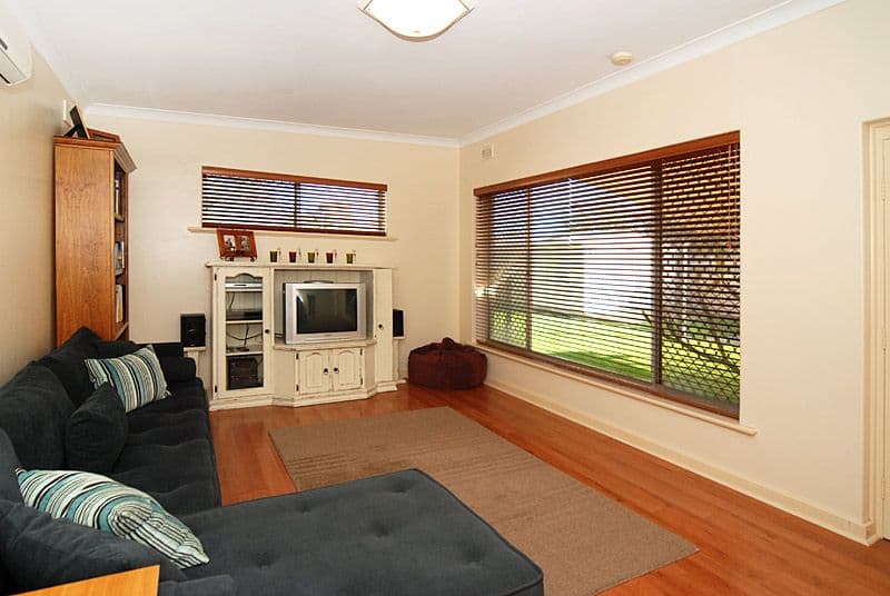 18  Lincoln Avenue, WARRADALE SA 5046, Warradale - Thumbnail 6