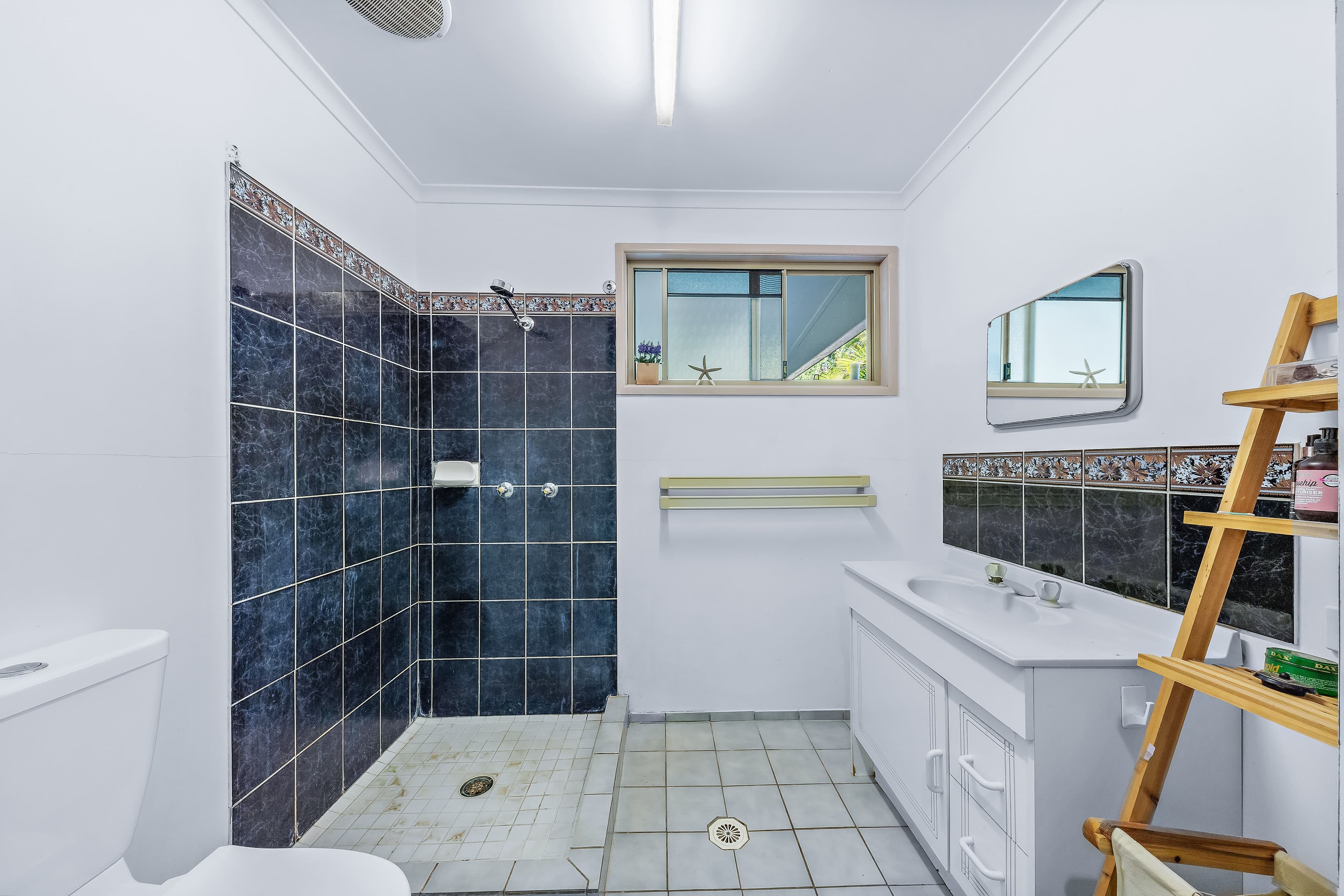 35 Maeva Street, Jubilee Pocket QLD 4802, Jubilee Pocket - Thumbnail 7