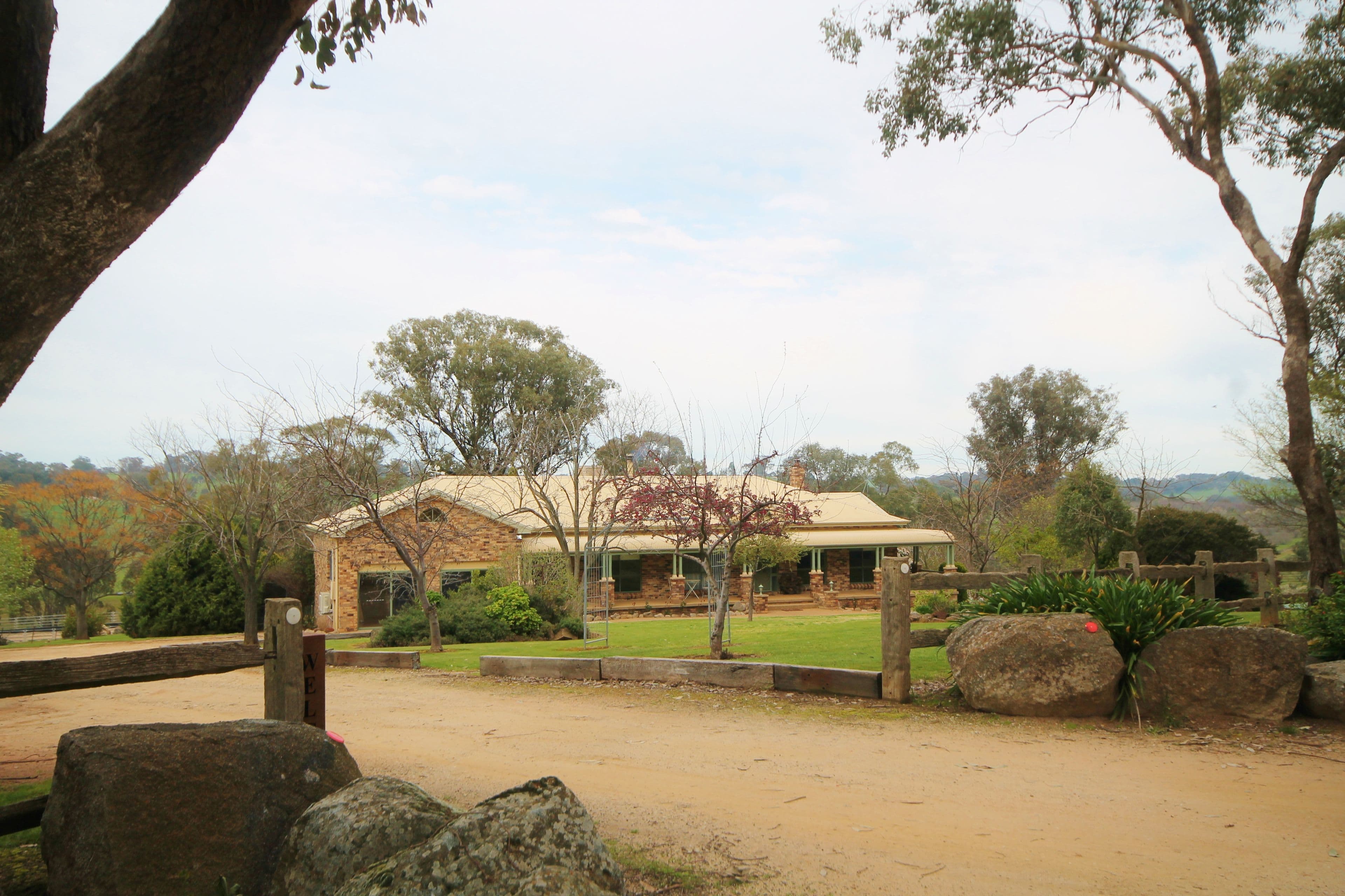 70 Roberts Road, Young - Image 1