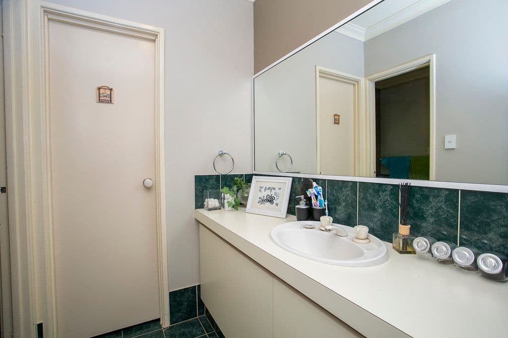 81 Natham Square, Swan View WA 6056, Swan View - Thumbnail 7
