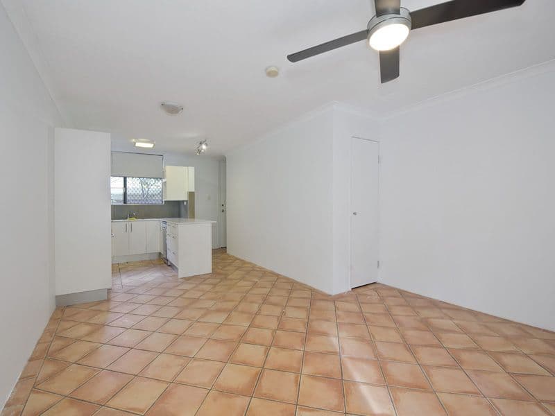 27 Hamley Street, WOOLOOWIN QLD 4030, Wooloowin - Thumbnail 5