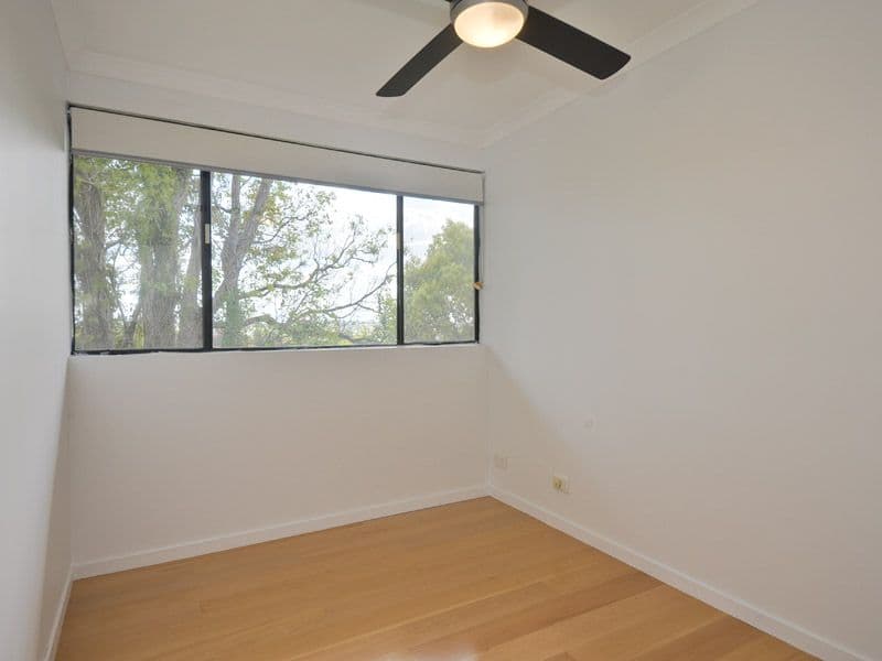 27 Hamley Street, WOOLOOWIN QLD 4030, Wooloowin - Thumbnail 8