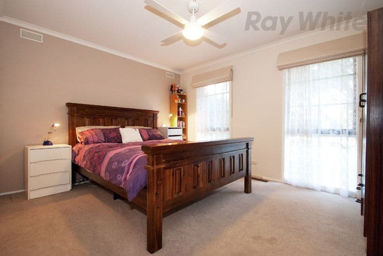 9 LARISSA Court, Croydon VIC 3136, Croydon - Thumbnail 4