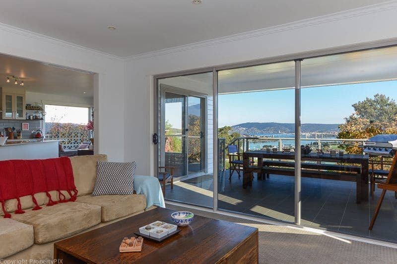 17 Karoola Road, LINDISFARNE TAS 7015, Lindisfarne - Thumbnail 5