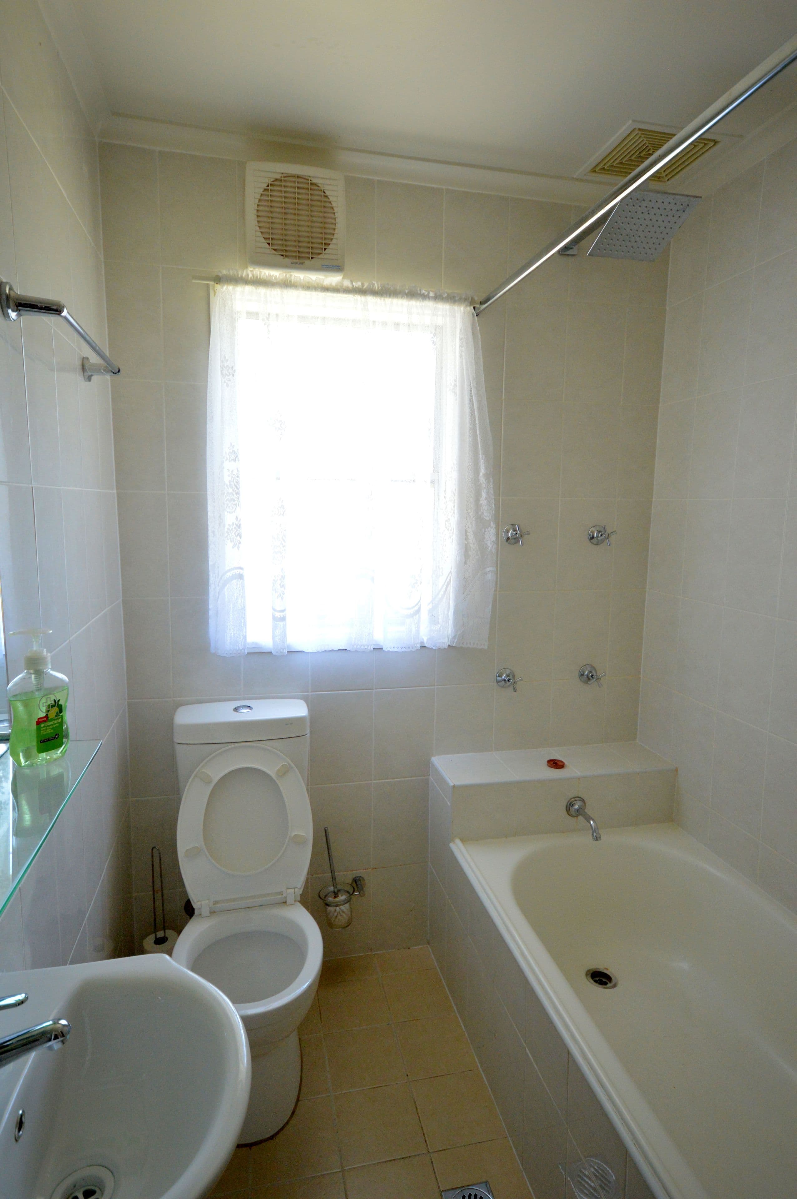 28 Victor Street, Cowra - Thumbnail 5