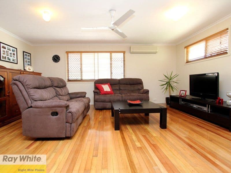 42 Woodlands Drive, ROCHEDALE SOUTH QLD 4123, Rochedale South - Thumbnail 3