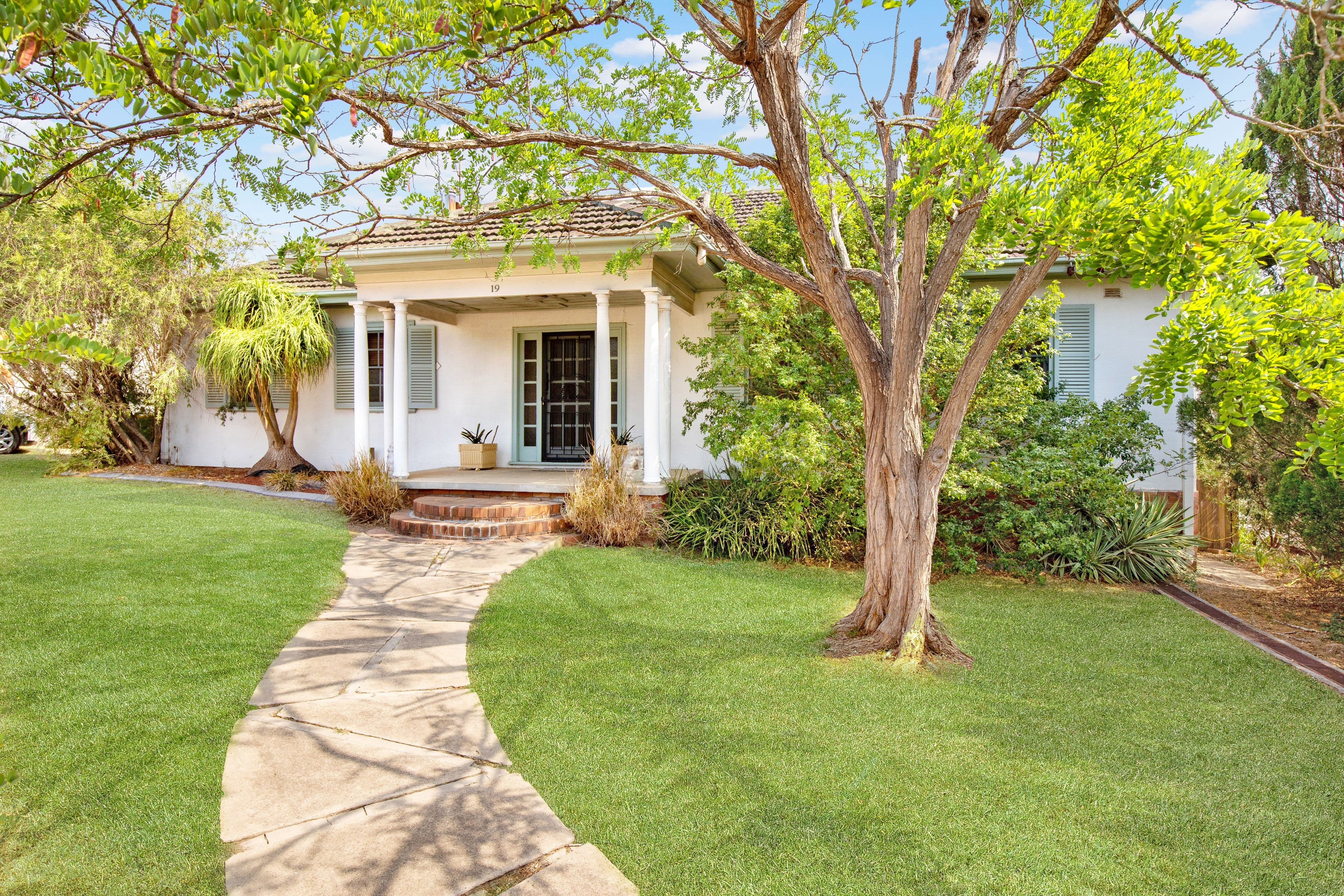 19 Queen Street, Gloucester NSW 2422, Gloucester - Image 1