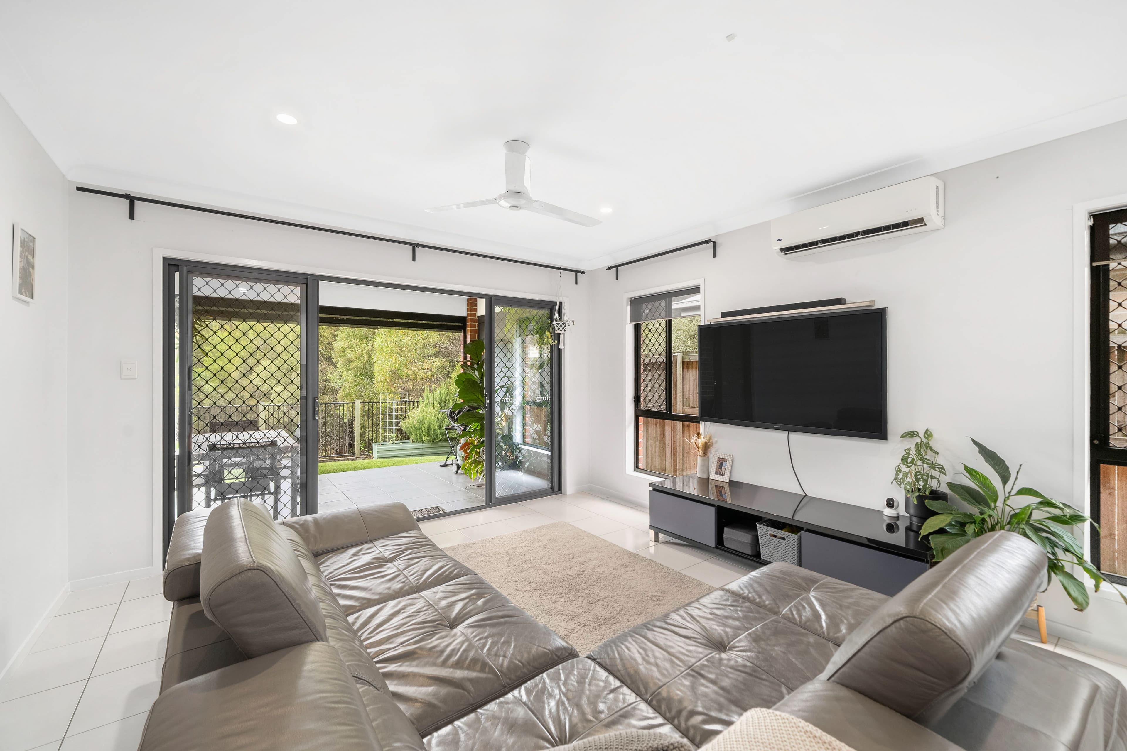 85 Tarong Avenue, North Lakes QLD 4509, North Lakes - Thumbnail 3