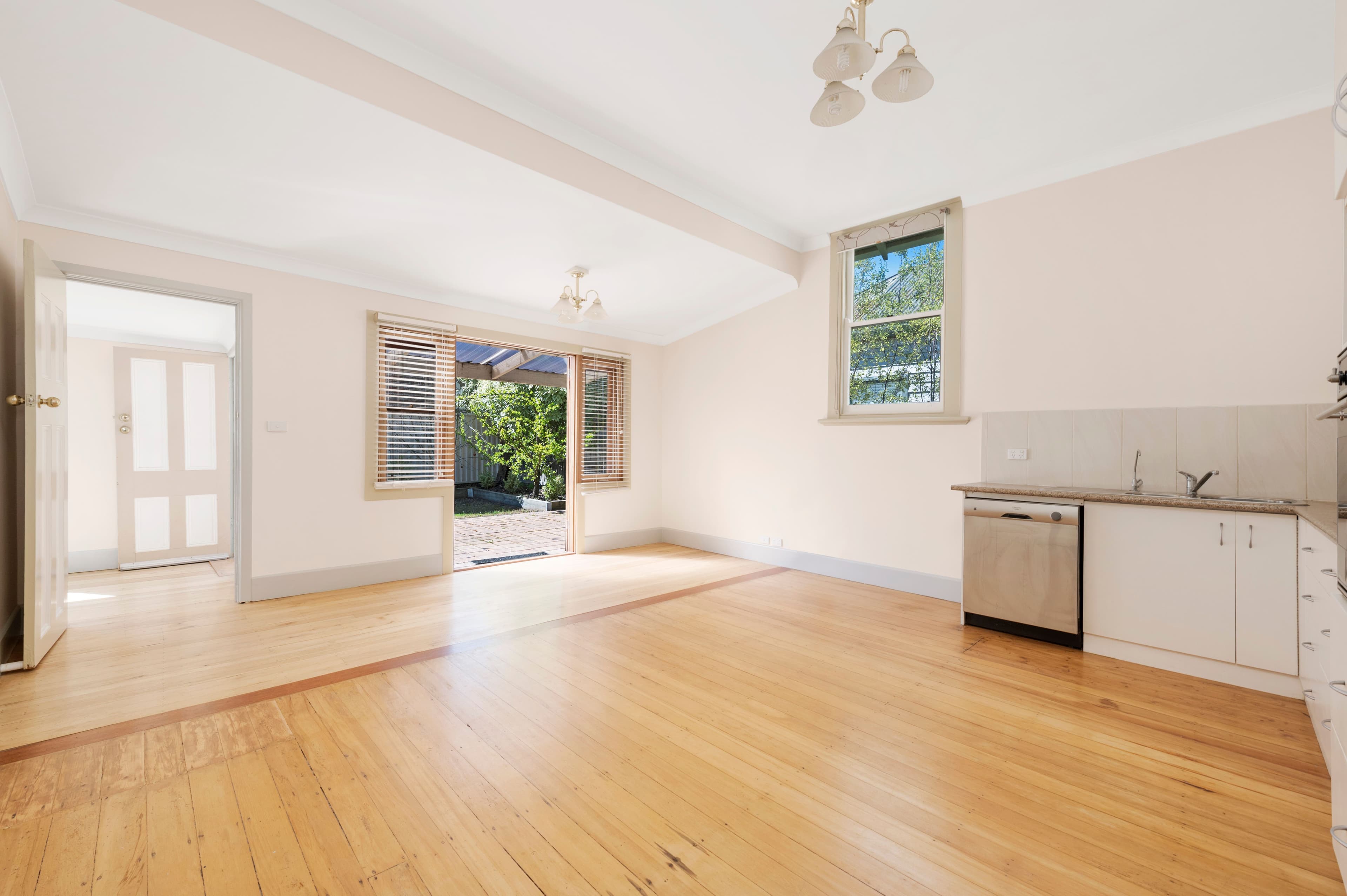 108 Brougham Street, Soldiers Hill VIC 3350, Soldiers Hill - Thumbnail 3