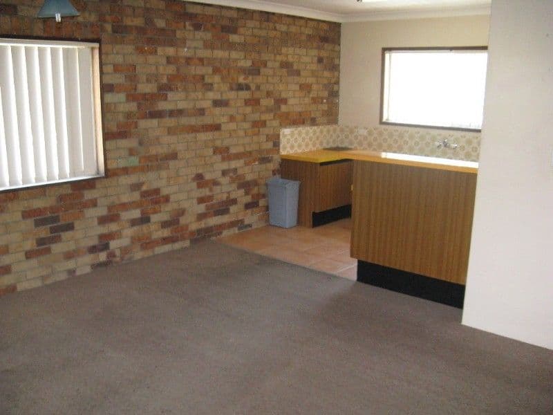 TWEED HEADS WEST NSW 2485, Tweed Heads West - Thumbnail 4