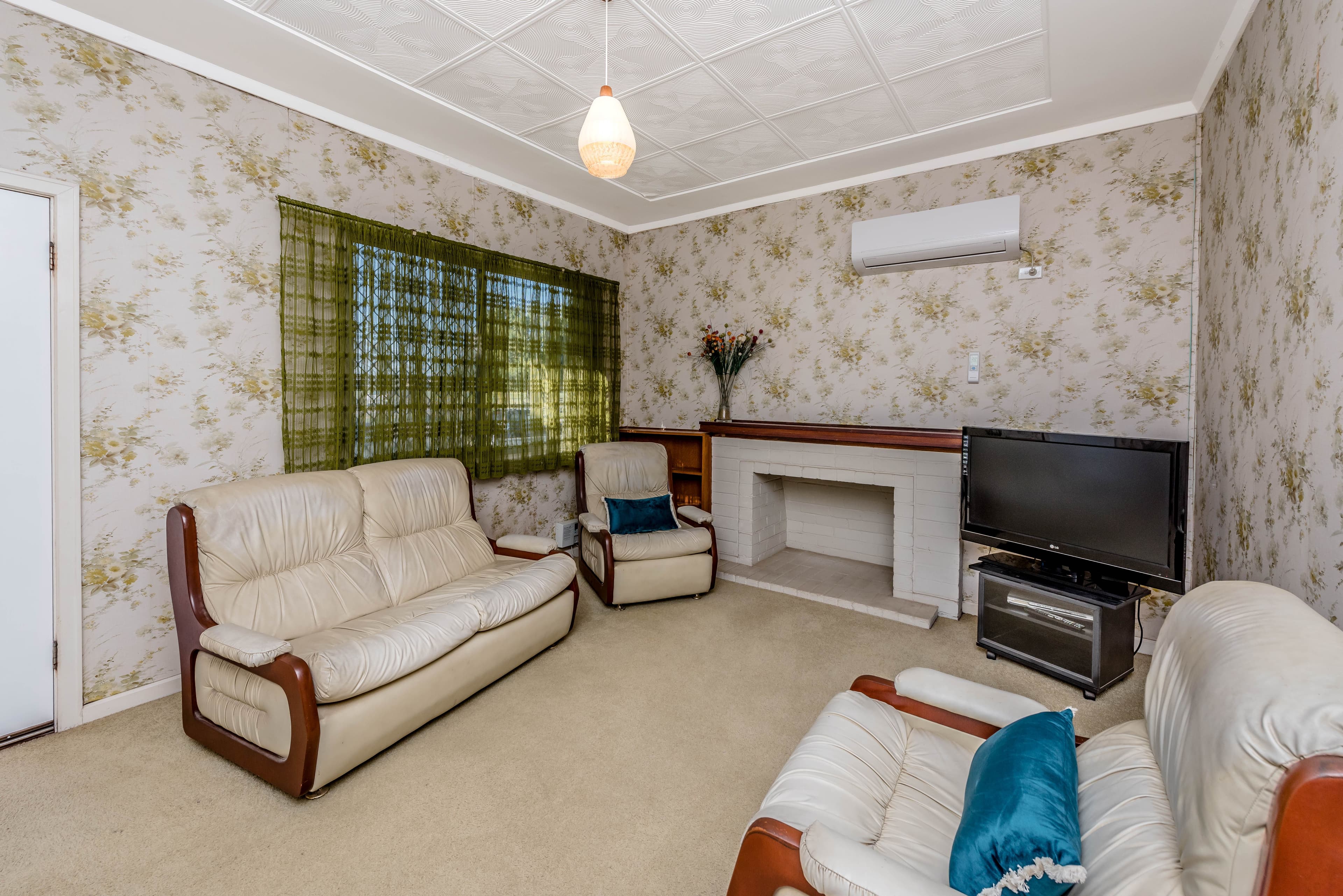 39 Maley Way, Beachlands WA 6530, Beachlands - Thumbnail 2