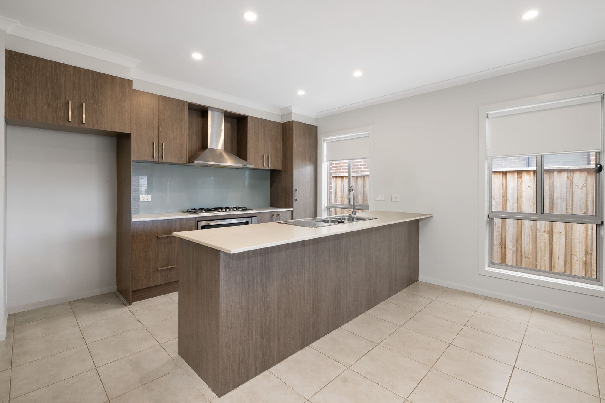 11 Taworri Crescent, Werribee VIC 3030, Werribee - Thumbnail 3