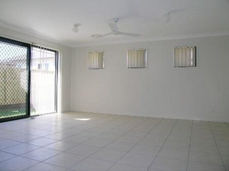 8 Barambah Circuit, Warner QLD 4500, Warner - Thumbnail 2