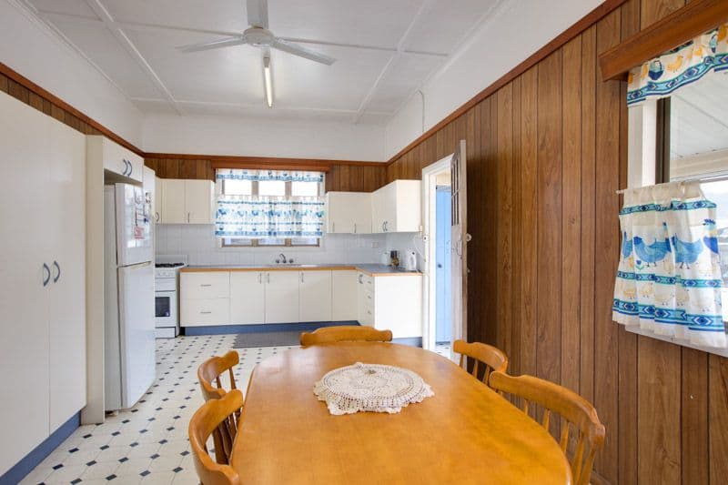 24 Sturt Street, BUNGALOW QLD 4870, Bungalow - Thumbnail 4