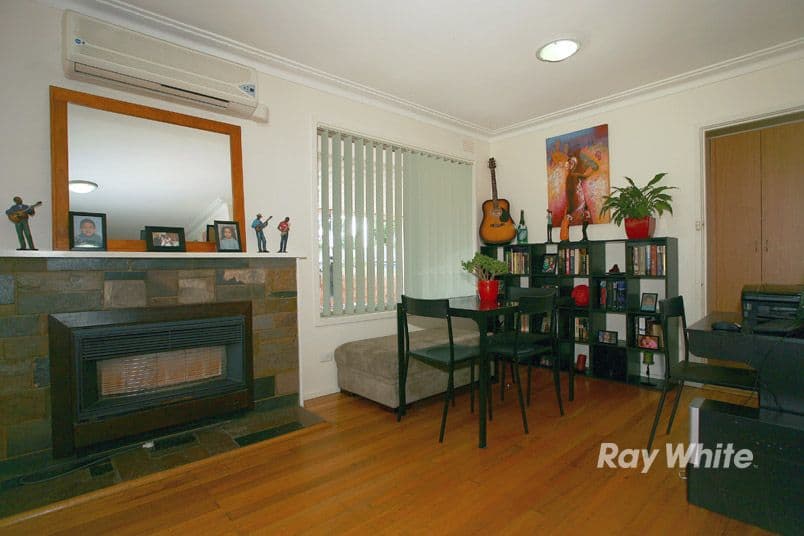9 Cranbourne Drive, CRANBOURNE VIC 3977, Cranbourne - Thumbnail 2