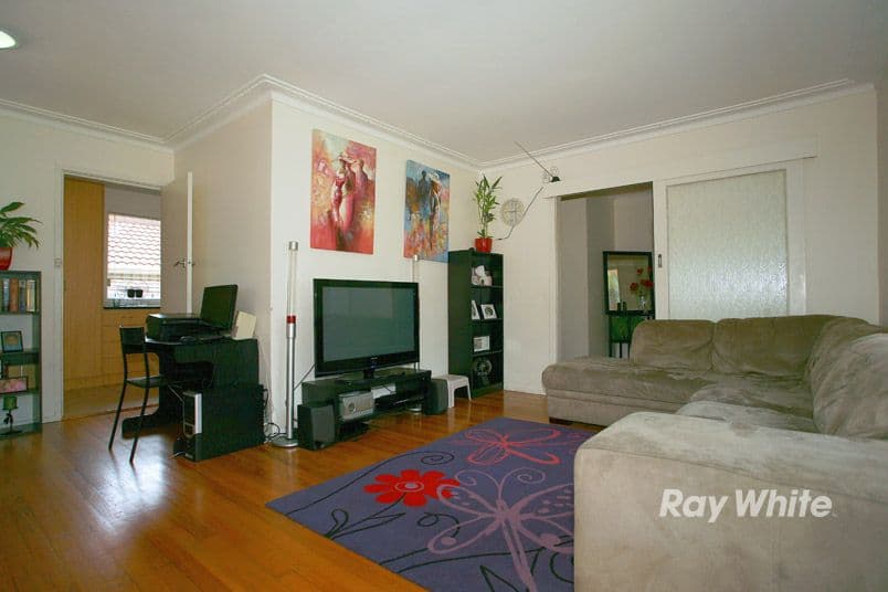 9 Cranbourne Drive, CRANBOURNE VIC 3977, Cranbourne - Thumbnail 4