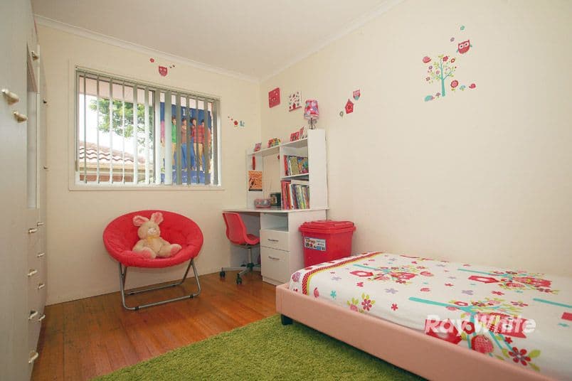 9 Cranbourne Drive, CRANBOURNE VIC 3977, Cranbourne - Thumbnail 8