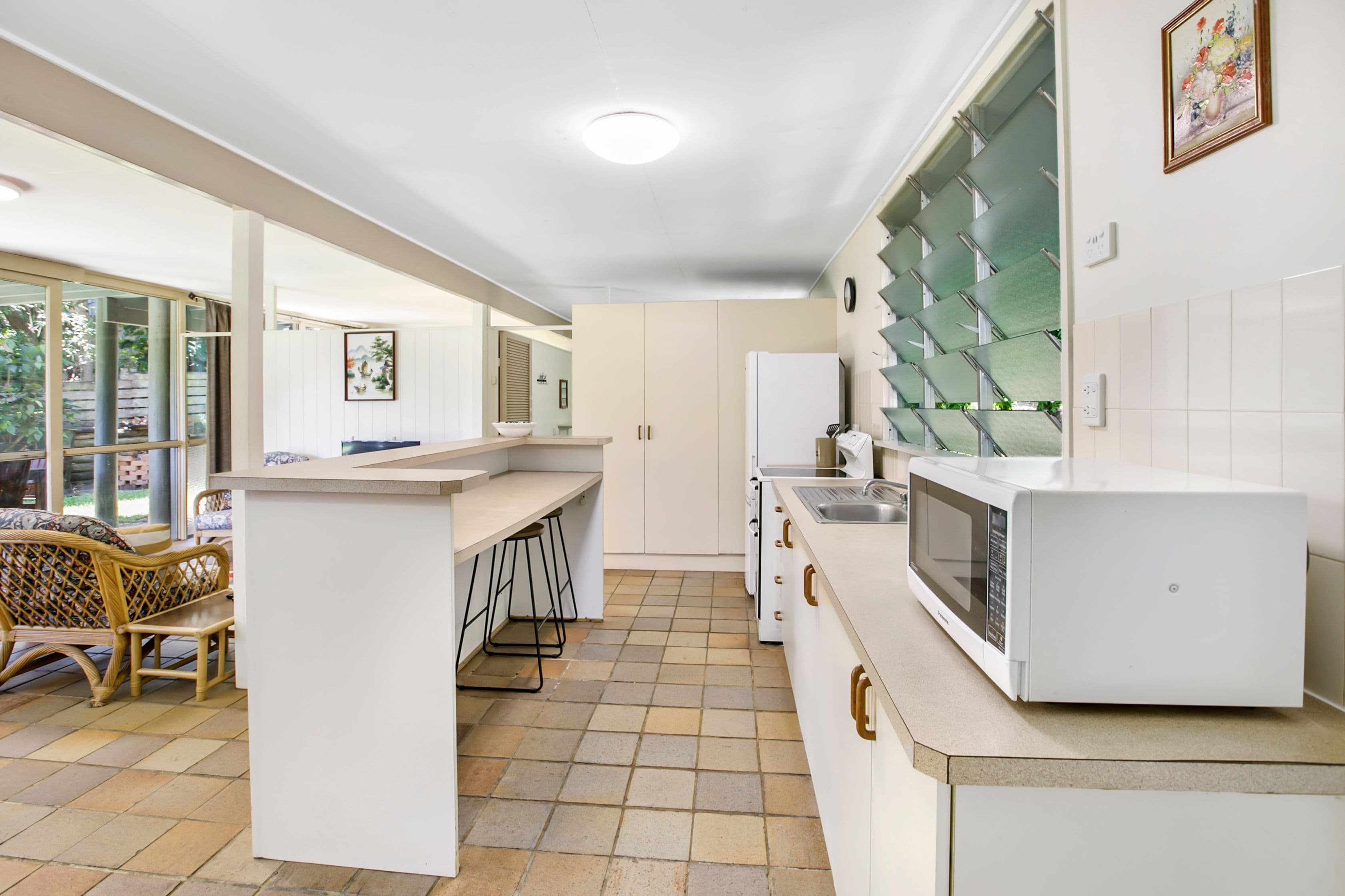 8 Cutter Street, Point Lookout QLD 4183, Point Lookout - Thumbnail 2