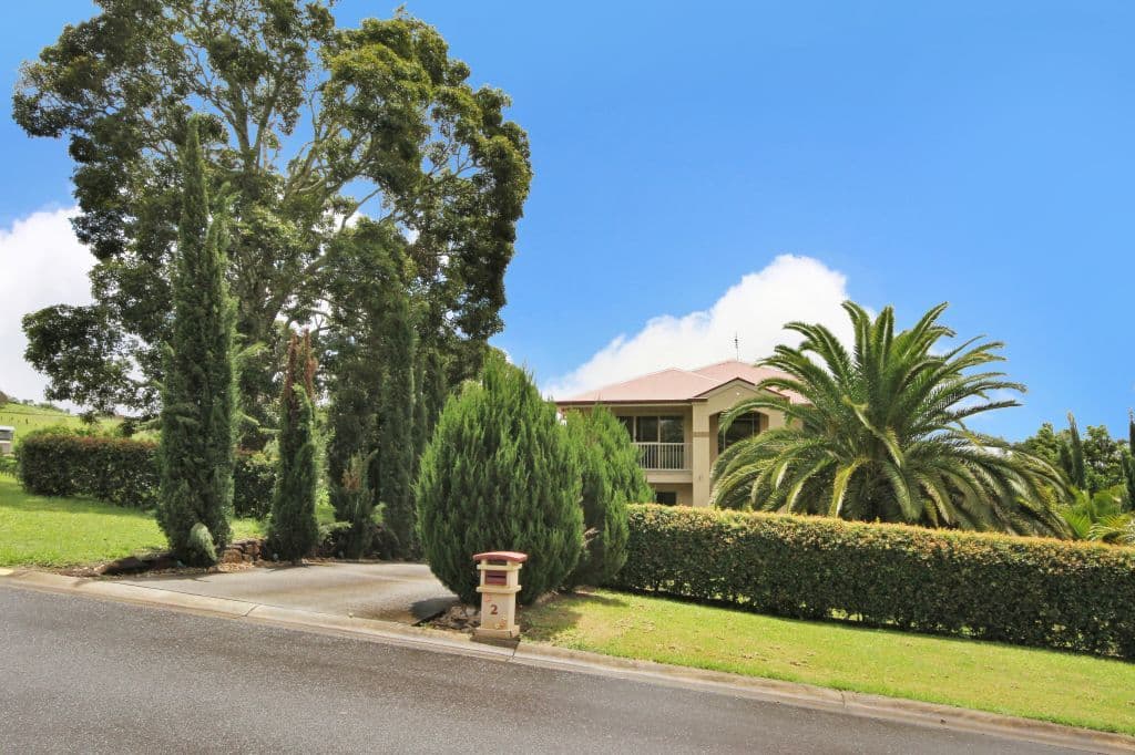 2 Fairy Wren Court, BONOGIN QLD 4213, Bonogin - Thumbnail 2