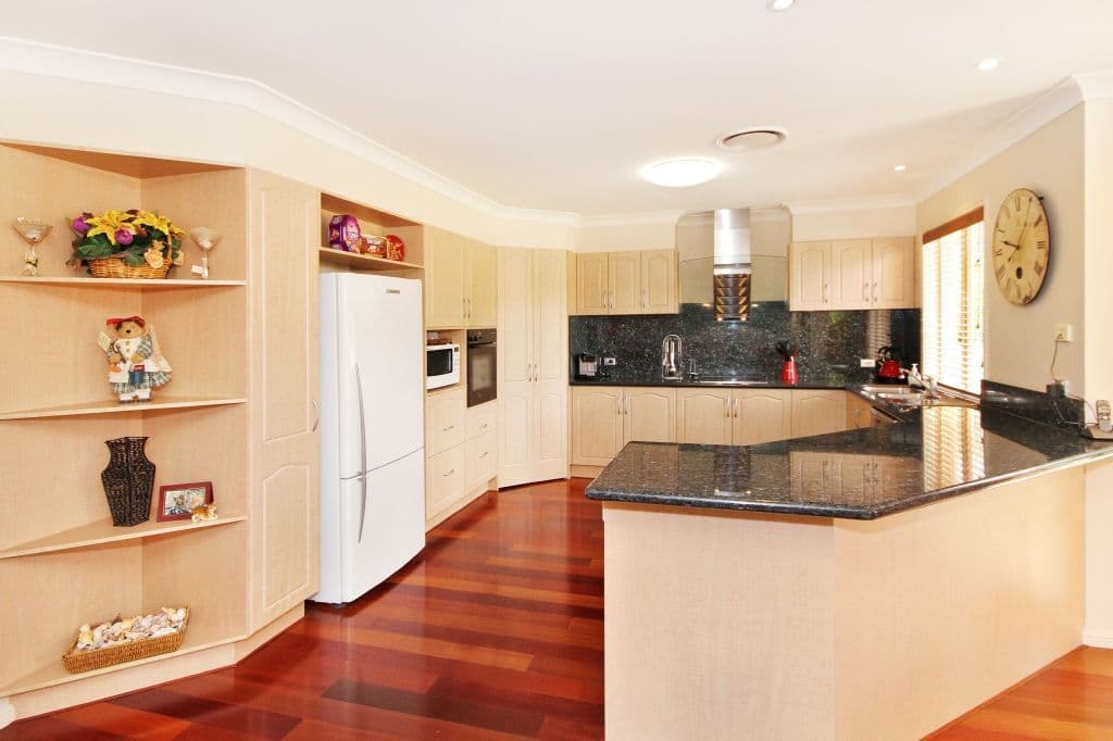 2 Fairy Wren Court, BONOGIN QLD 4213, Bonogin - Thumbnail 5