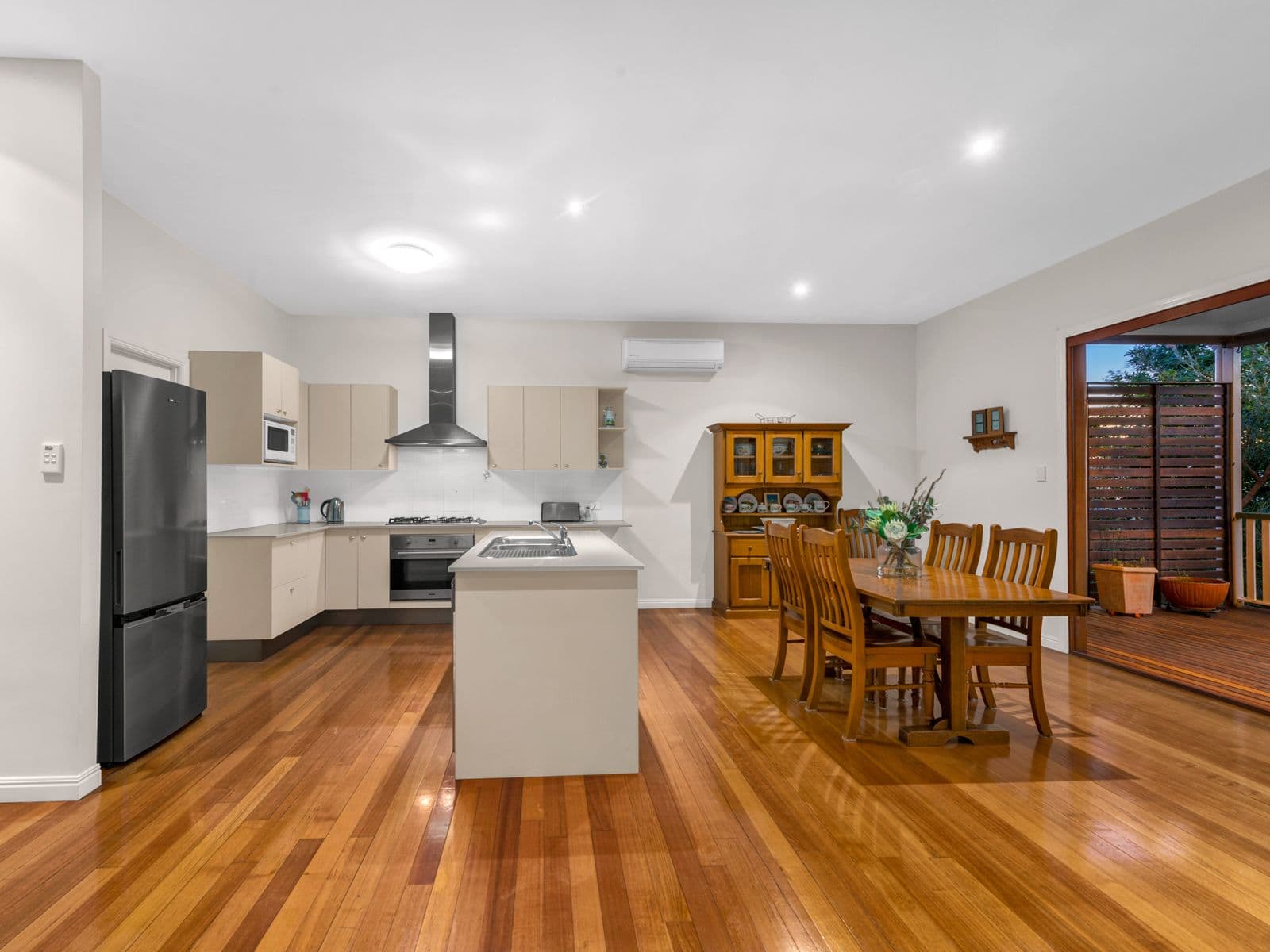 32 Yiada Street, Kedron QLD 4031, Kedron - Thumbnail 3